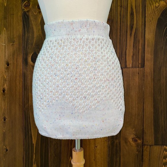 Knit Cream and Multi Skirt, Size Small - Picture 4 of 5